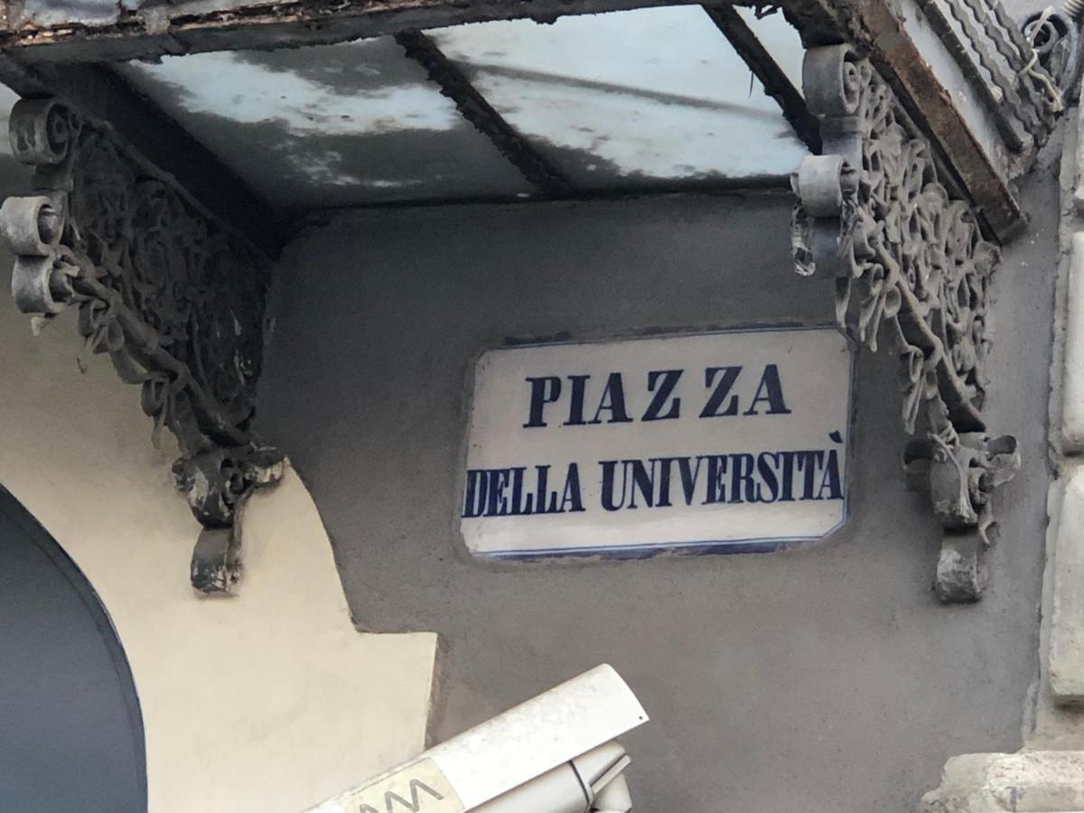 Sicily Wonderful Piazza Universita' Villa Catania Exterior photo